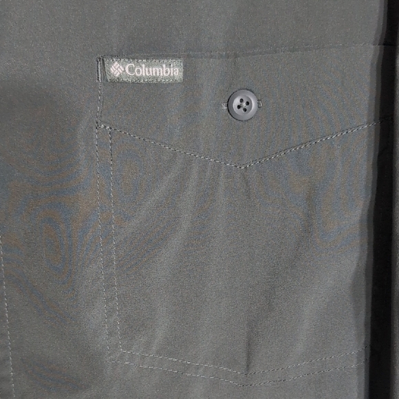 Columbia Black Casual Button Down Shirt - Picture 2 of 6